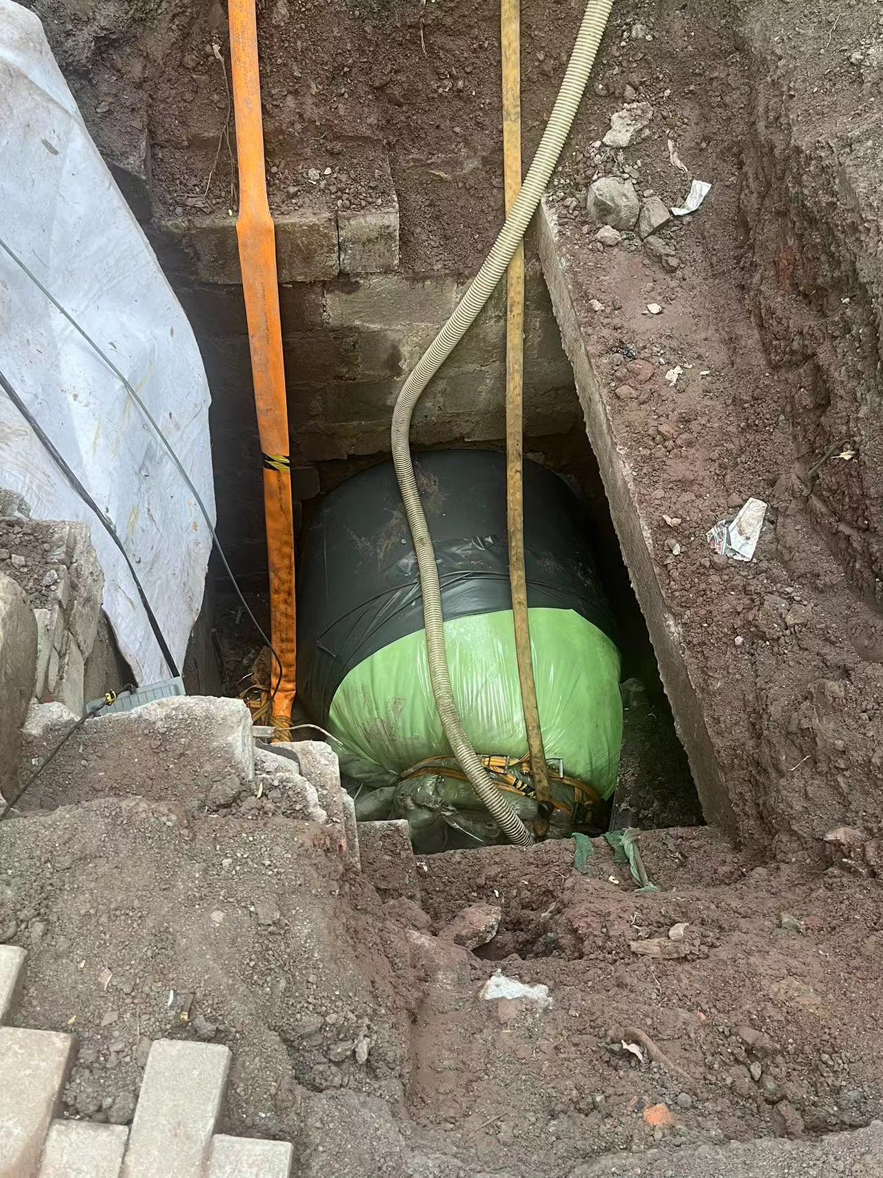 2023.5 重庆 DN1800 抢险工程